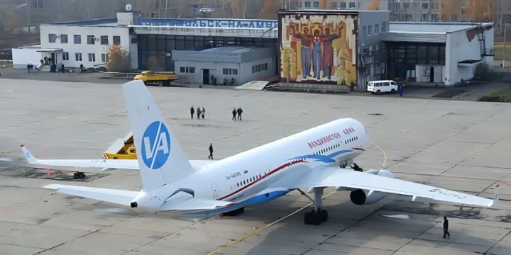 tu 204 komsomolsk khurba