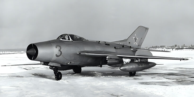МиГ-19 СМ-9