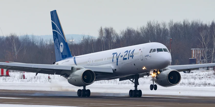 tu 214 ra 64518 red wings 2