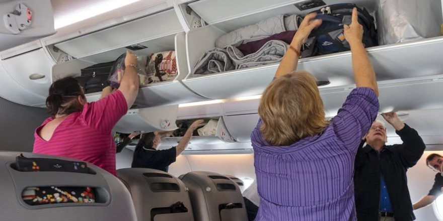 aircraft salon bagage