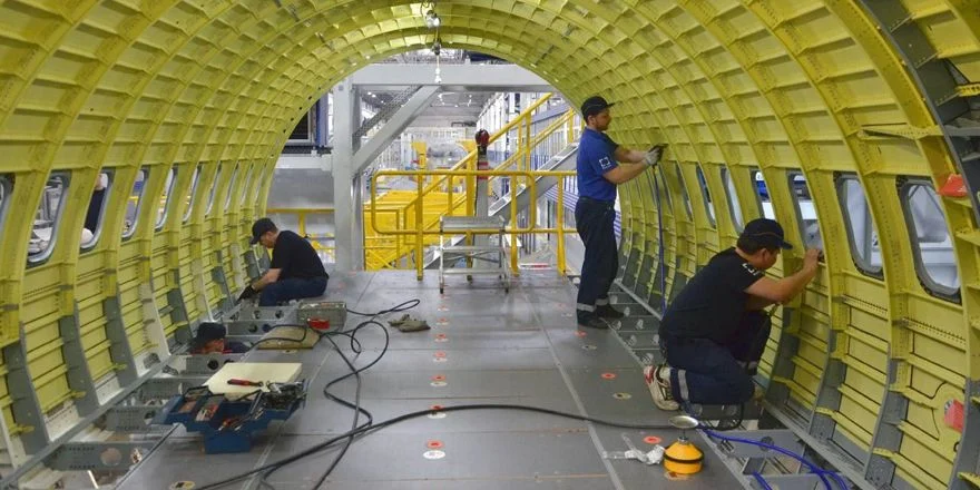 mc 21 f4 half fuselage