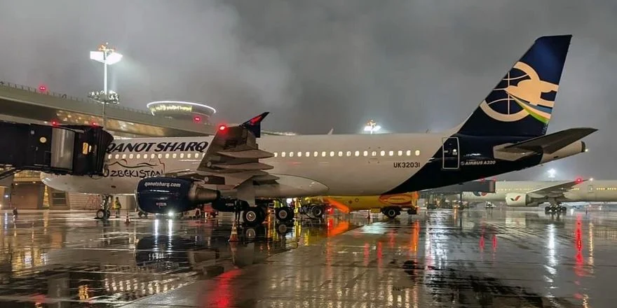 a320 qanot shark vnukovo