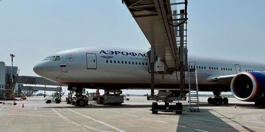 b777 aeroflot yuzhno sakhalinsk