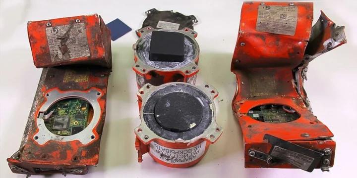 black boxes ssj100 ra 89049