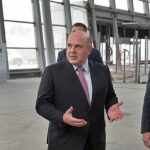 Михаил Мишустин зафиксировал срок окончания строительства аэровокзала в Хабаровске