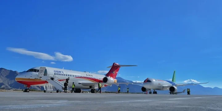 arj21 c919 lhasa china