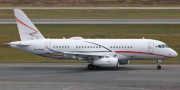 ssj100 ra 89215 lukoil avia