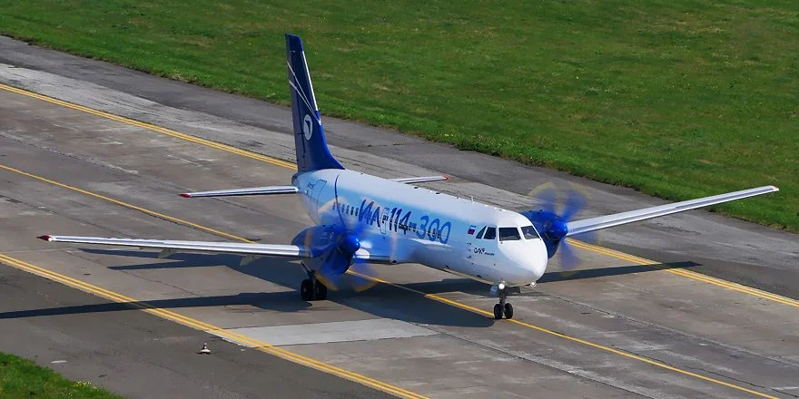 il114-300