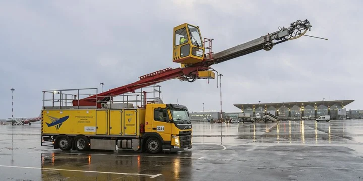 pulkovo deicer