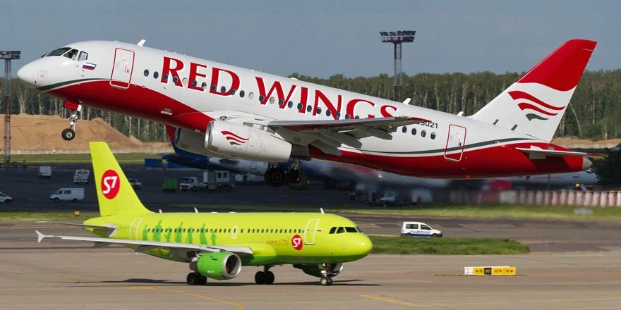 ssj 100 redwings a320 s7