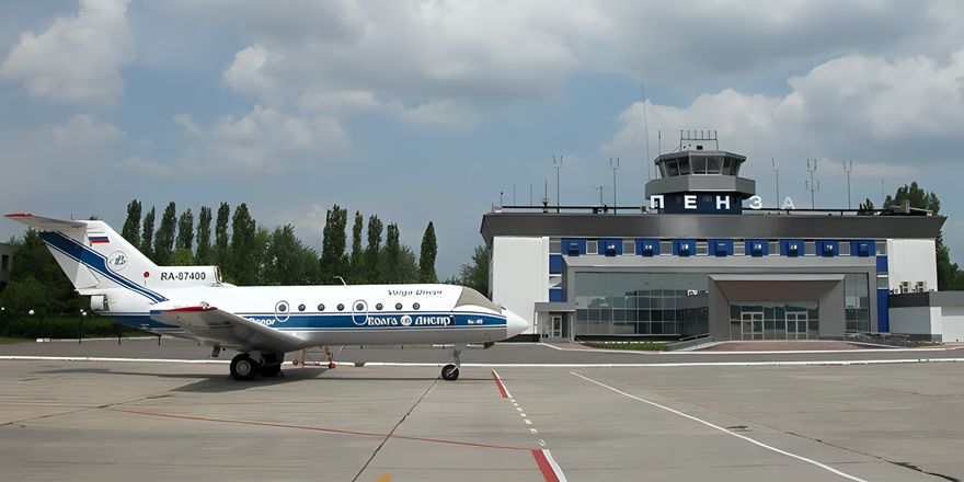 penza airport ternovka yak 40 volga dnepr