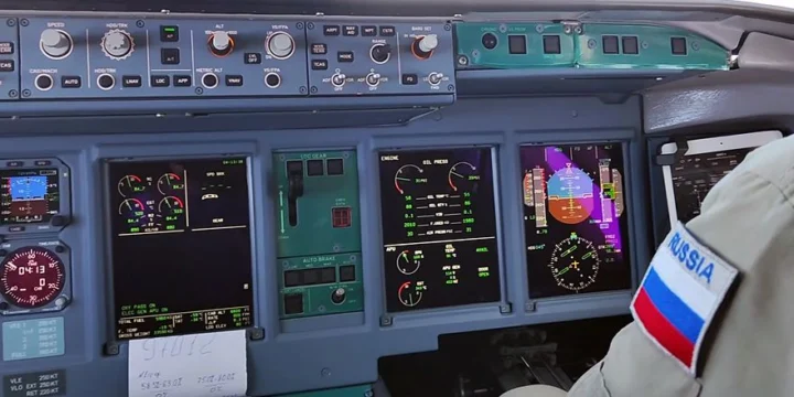 sj 100 97012 cockpit
