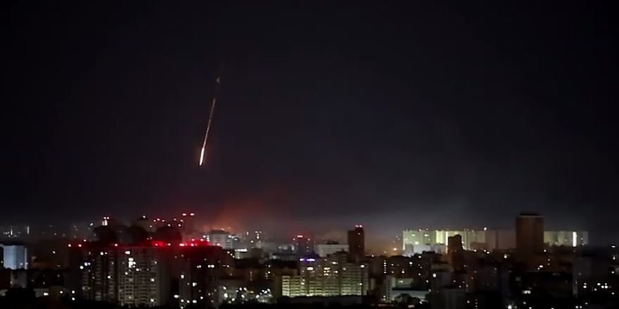 массированного комбинированного удара крылатыми ракетами Х-101 и "на закуску" оперативно-тактической квазибаллистической БР 9М723-1 "Искандер-М"