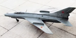 Е-50/1, Е-50/2, Е-50/3 — истребитель-перехватчик с двигателем АМ-9Е и ЖРД С-155 Душкина