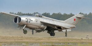 Як-36 – рождение отечественных самолётов с вертикальным взлётом и посадкой