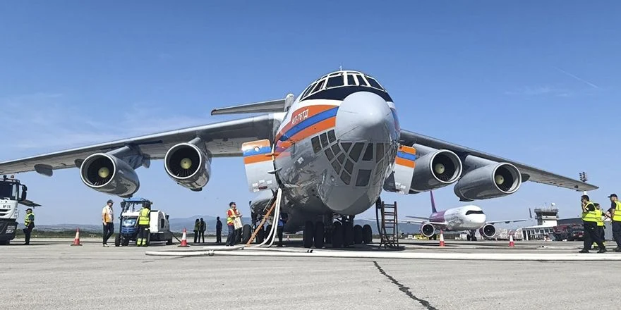 За день Ил-76
