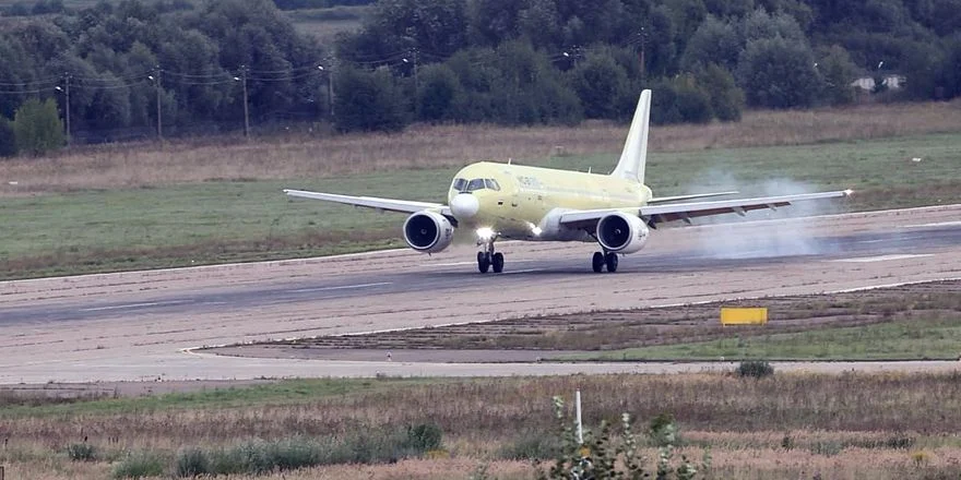 Самолёт МС-21-310 с