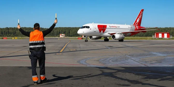 ssj100 red wings strigino n novgorod